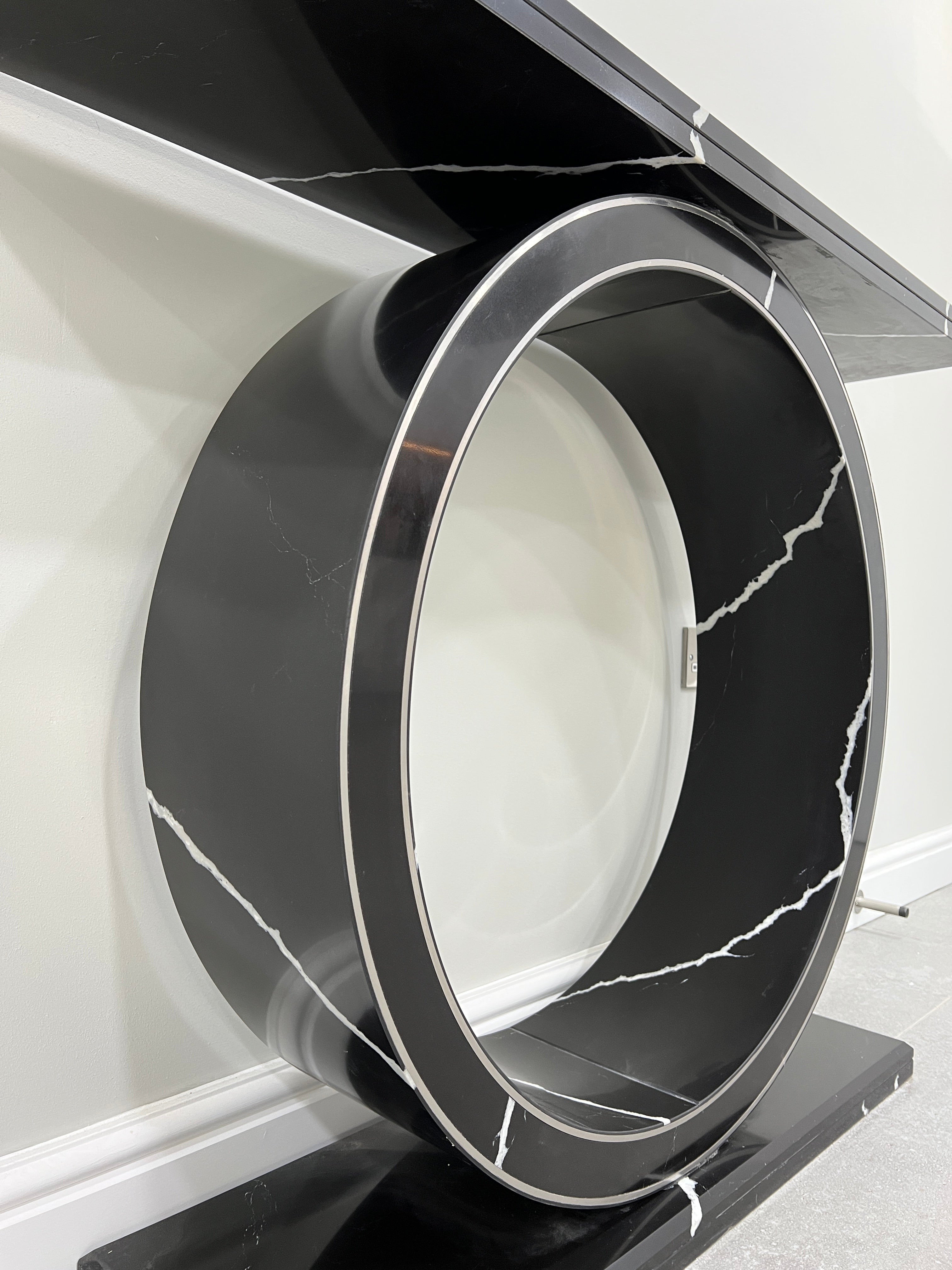 Sienna Console - Ammonite Nero Marquina Quartz