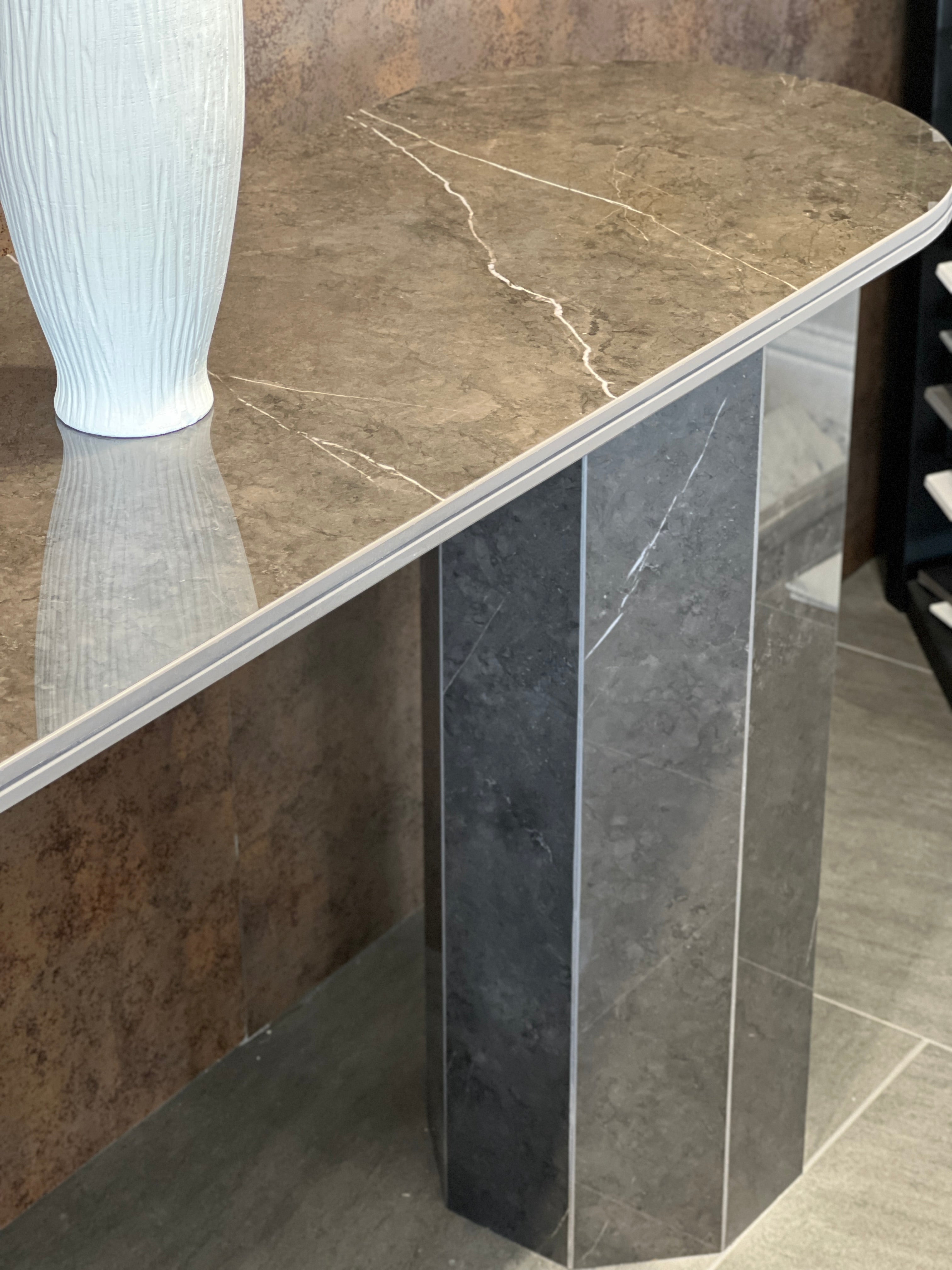 Valentina Console - Xtone Liem Dark