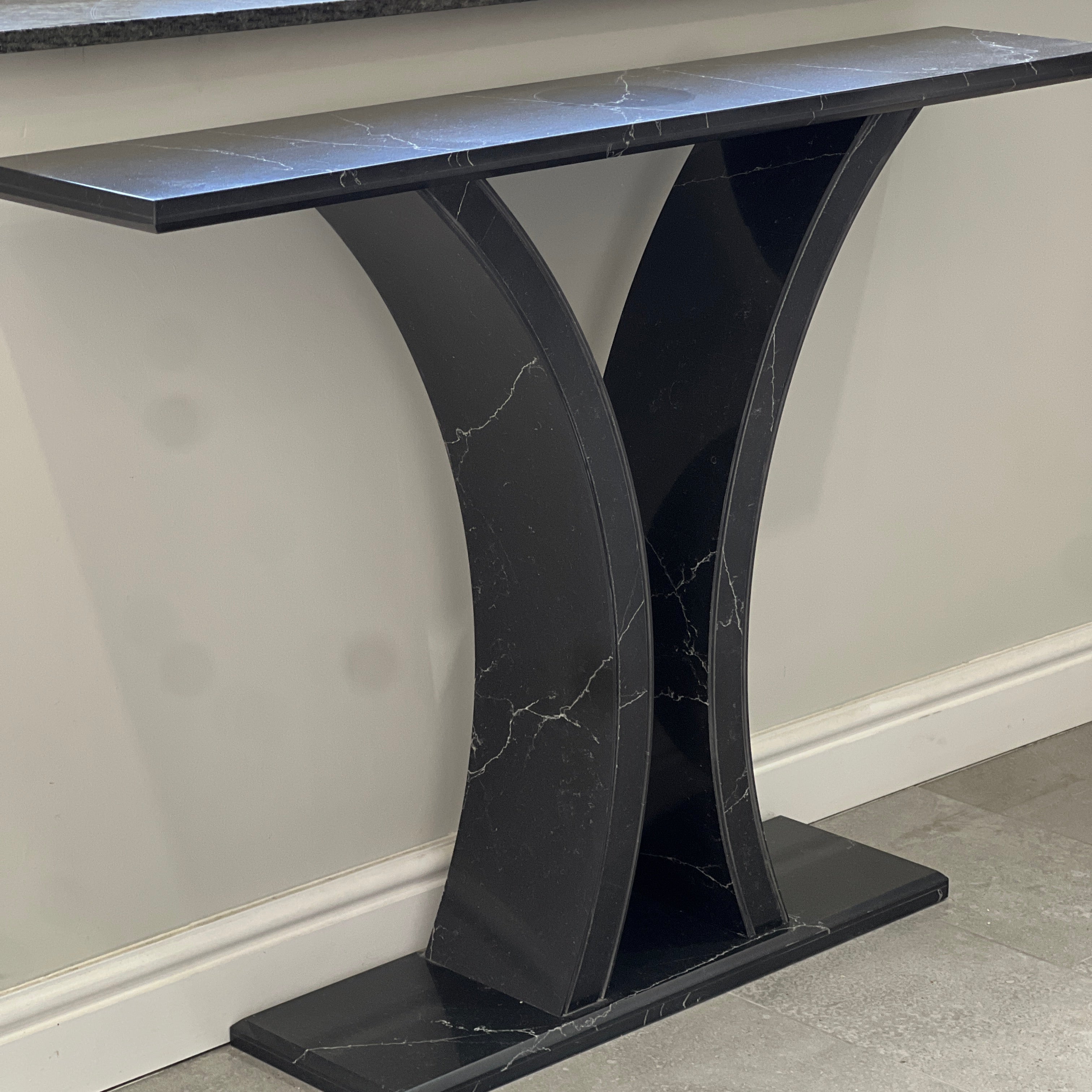 Verona Console - Quartzform Planet Pluto Quartz